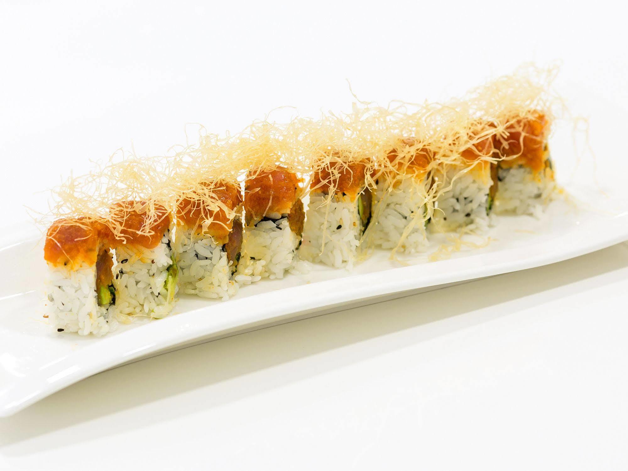 Merchants Crown Suites And Spa Prag Exteriör bild A sushi roll